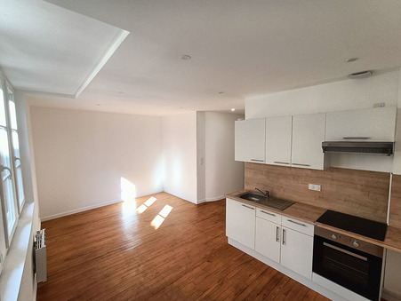 Vente Immeuble Royat Réf. CT-1652 - Slide 1