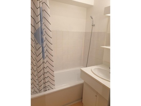 Appartement 380 &euro;  Réf. 05041286 Poitiers