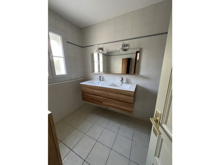 A louer maison 1 150 &euro;  Le Château-d'Oléron