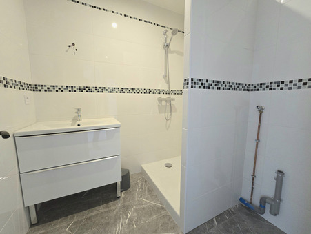 Appartement 1 063 &euro;  sur Le Plessis-Trévise (94420) - Réf. 0016