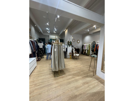 Local commercial 130 000 &euro;  sur Paris 3eme Arrondissement (75003) - Réf. 0477