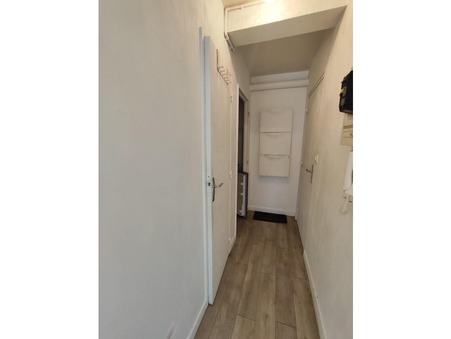 Appartement 400 &euro;  Réf. 25692926 Poitiers