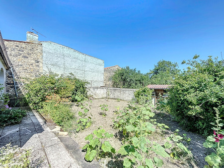 Maison 315 500 &euro;  Réf. idc802 Chadeleuf