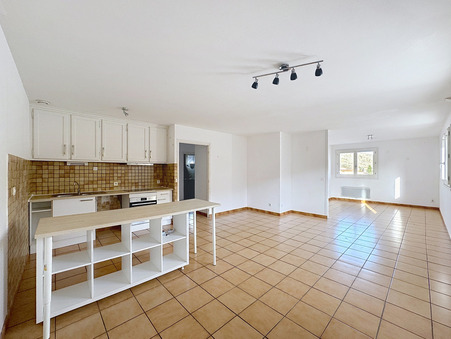 Appartement 595 &euro;  Réf. LLAP10000039 Champeix