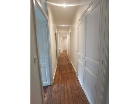 A louer appartement 1 800 &euro;  Rennes