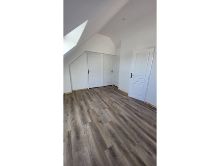 A louer maison 1 000 &euro;  Nouvoitou