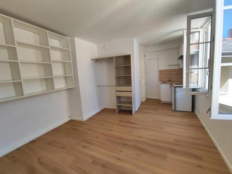 Appartement 390 &euro;  sur Poitiers (86000) - Réf. 03861386