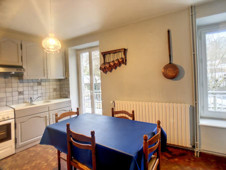 Maison sur Saint-Floret ; 108 000 &euro;  ; A vendre Réf. LVMA10001241