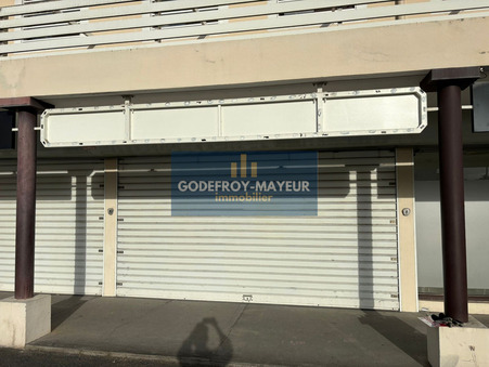 A louer local commercial Gosier 97190; 1 500 &euro; 
