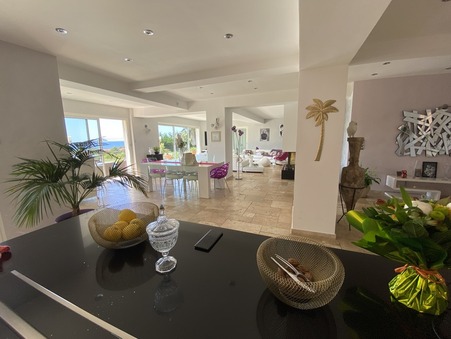 Maison chf 1 300 000  Réf. MA-PRD-264fr Le Pradet