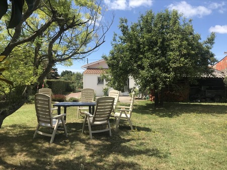 Location maison Le Chateau d'Oleron 17480 ; prix nous consulter
