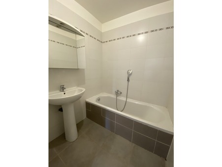 Location appartement Bouc Bel Air 13320; 1 050 &euro; 