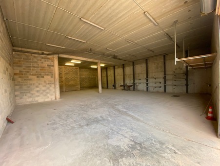 A louer local professionnel 1 780 €  Gardanne