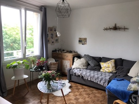 DIJON  540 €