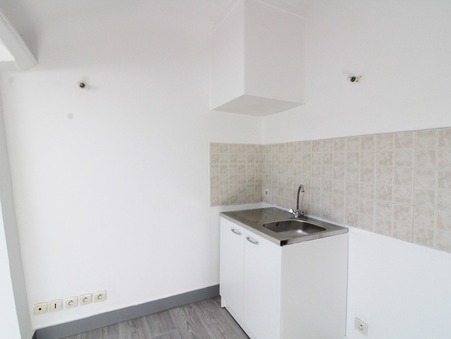 Vente appartement 55 000 €  Hyeres