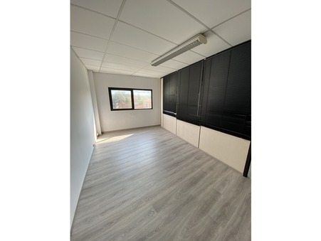 Location local professionnel Gardanne Réf. 231020203