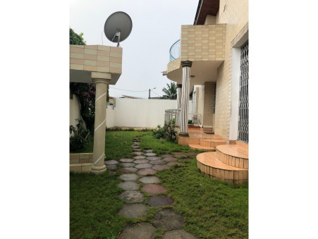 Location Maison ABIDJAN Réf. 0035 - Slide 2