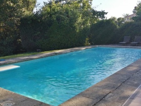 A louer maison 4 200 &euro;  Bouc Bel Air