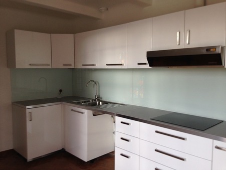 Maison 2 050 &euro;  Réf. 2311201 Bouc Bel Air