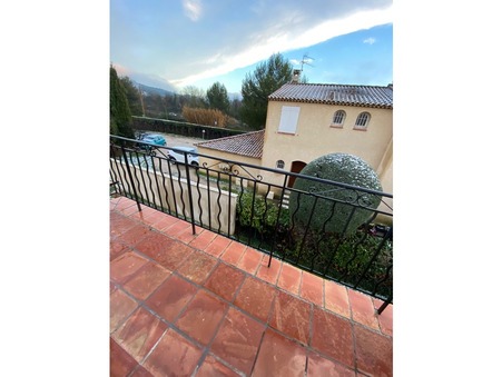 A louer appartement 940 &euro;  Bouc Bel Air