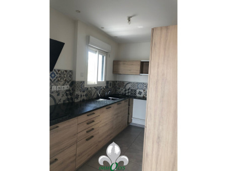 A louer appartement 2 000 €  Fontaine les Dijon