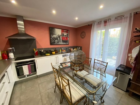 Maison 2 400 &euro;  Réf. 43321 Bouc Bel Air