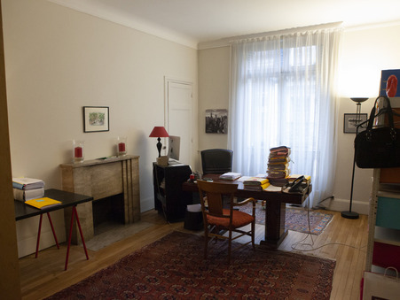 Local professionnel sur Paris 16eme Arrondissement ; 3 680 000 € ; Achat Réf. 33