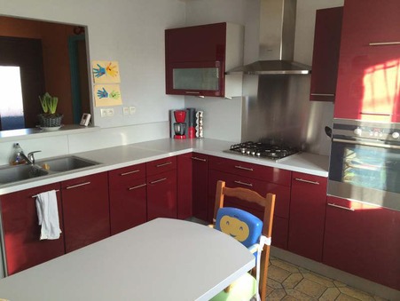 ROANNE  145 000 €