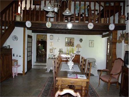 Vaux-sous-Aubigny  263 000 €