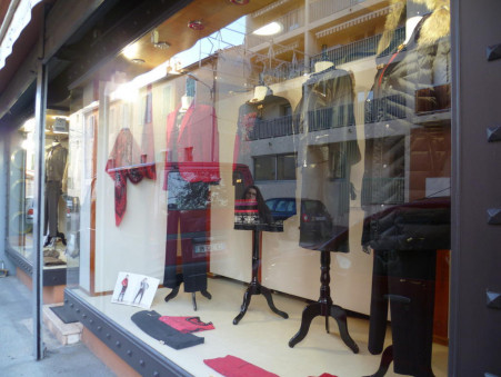 Local commercial sur Hyeres ; 40 000 € ; Achat Réf. 139