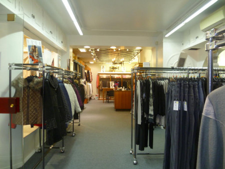 Local commercial sur Hyeres ; 40 000 € ; A vendre Réf. 139