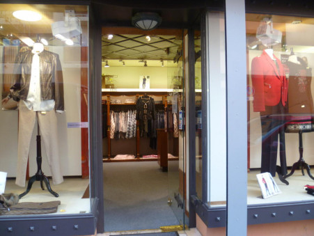 A vendre local commercial Hyeres 83400; 40 000 €