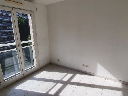 Vente appartement 182 000 €  Nice