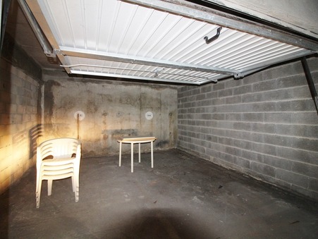 Vente parking 17 000 €  Hyeres