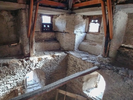 Chateau 112 000 € sur Brioude (43100) - Réf. 82