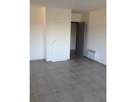A louer appartement 830 &euro;  Bouc Bel Air
