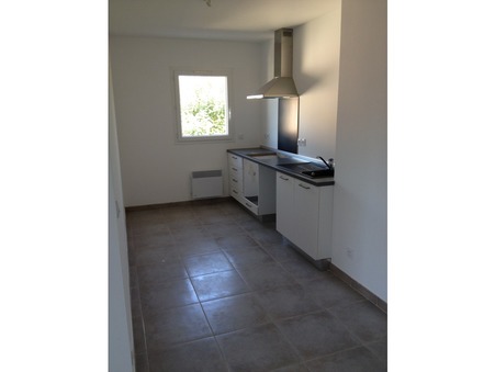 A louer appartement 830 &euro;  Bouc Bel Air