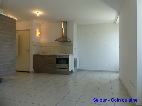 Location Appartement LANGOGNE Réf. 2020-31 - Slide 1