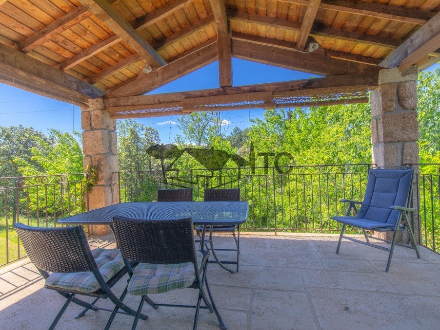 Maison sur Les Vans ; 295 000 €  ; A vendre Réf. 301374310-2105111