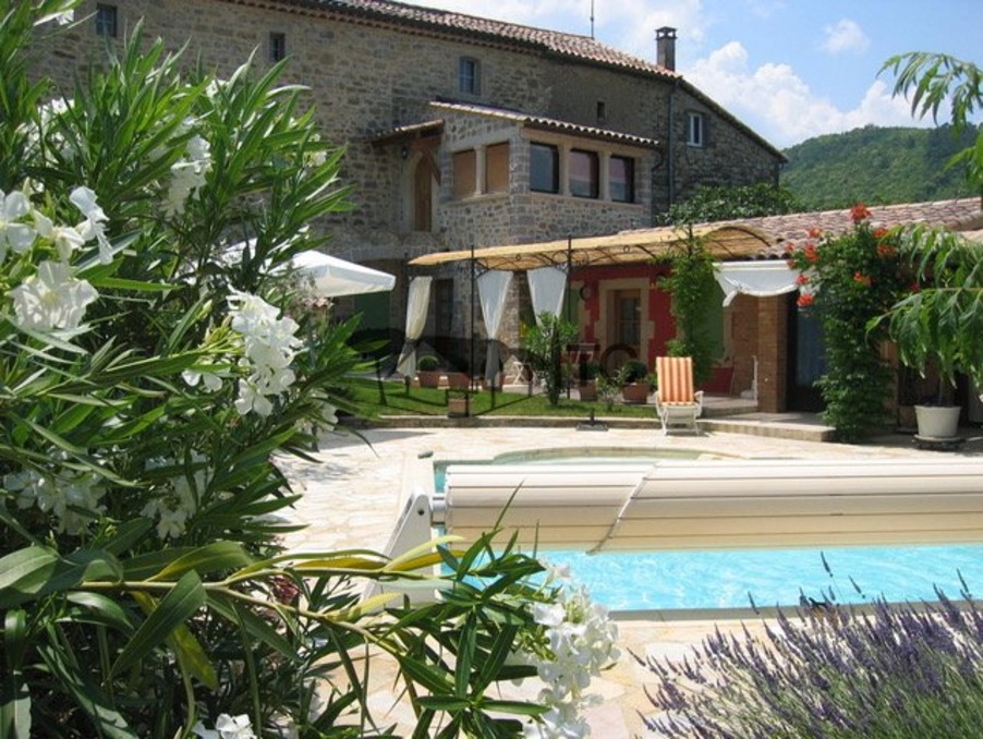 Vente maison 495 000 €  Saint Paul le Jeune