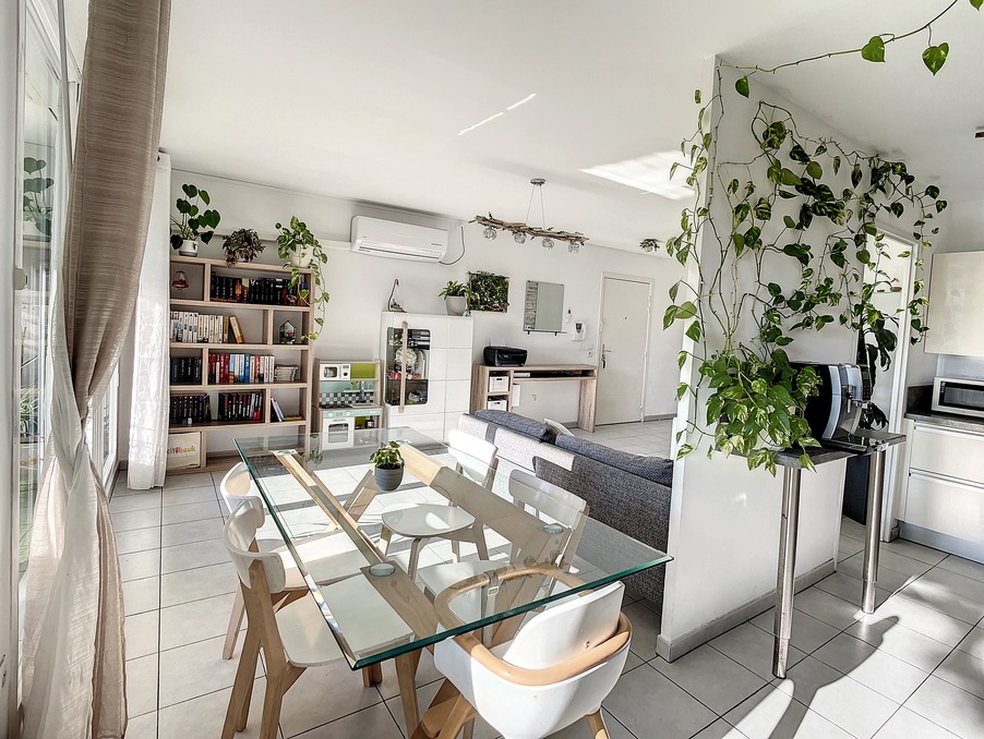 Vente Appartement 70m² 3 Pièces à Marseille (13010) - Casa’Mia
