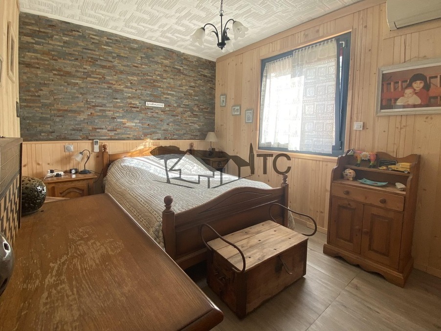 Vente maison 244 000 €  Meyrannes