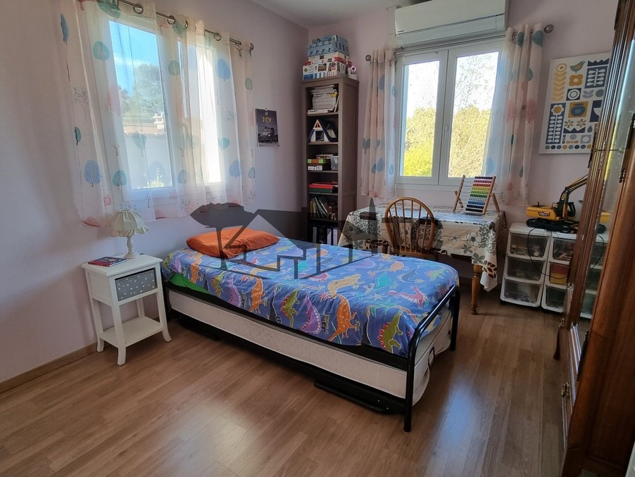 Maison sur Banne ; 369 000 €  ; Vente Réf. 301374115-2111219