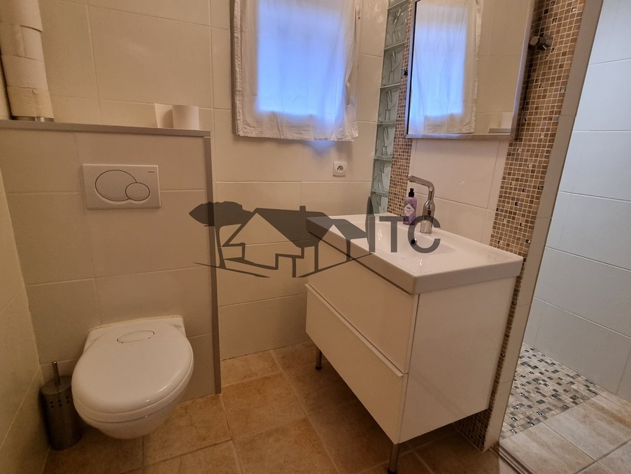 Maison sur Banne ; 369 000 €  ; Vente Réf. 301374115-2111219