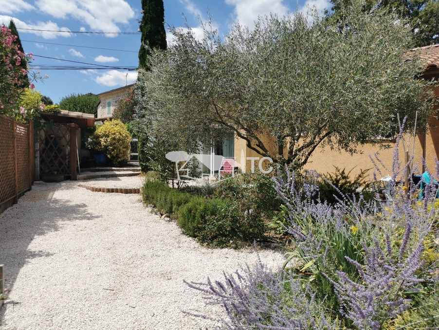 A vendre maison Saint Ambroix 30500; 275 000 € 