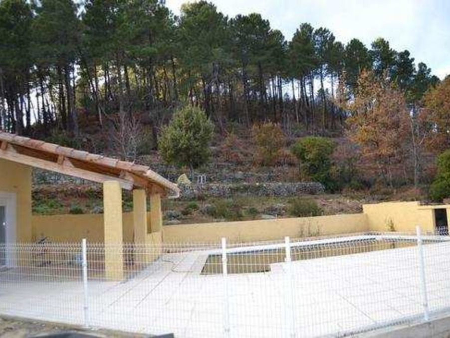 Maison sur Les Vans ; 310 000 €  ; Achat Réf. 30137328-1605230