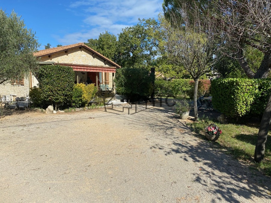 Vente maison 170 000 €  Lussan