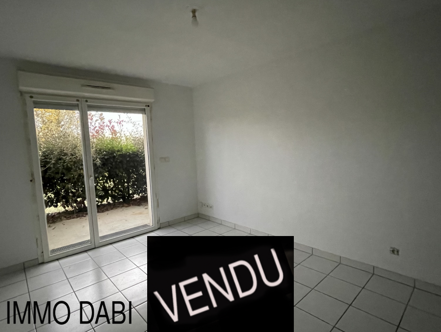Vends appartement PINS JUSTARET 38 m² T2 99000€