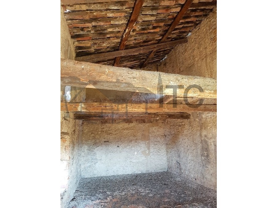 Maison sur Banne ; 66 000 €  ; A vendre Réf. 301372408-1807235