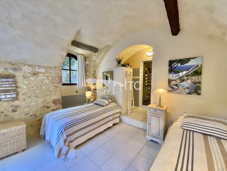 Vente maison 233 000 €  Rochegude